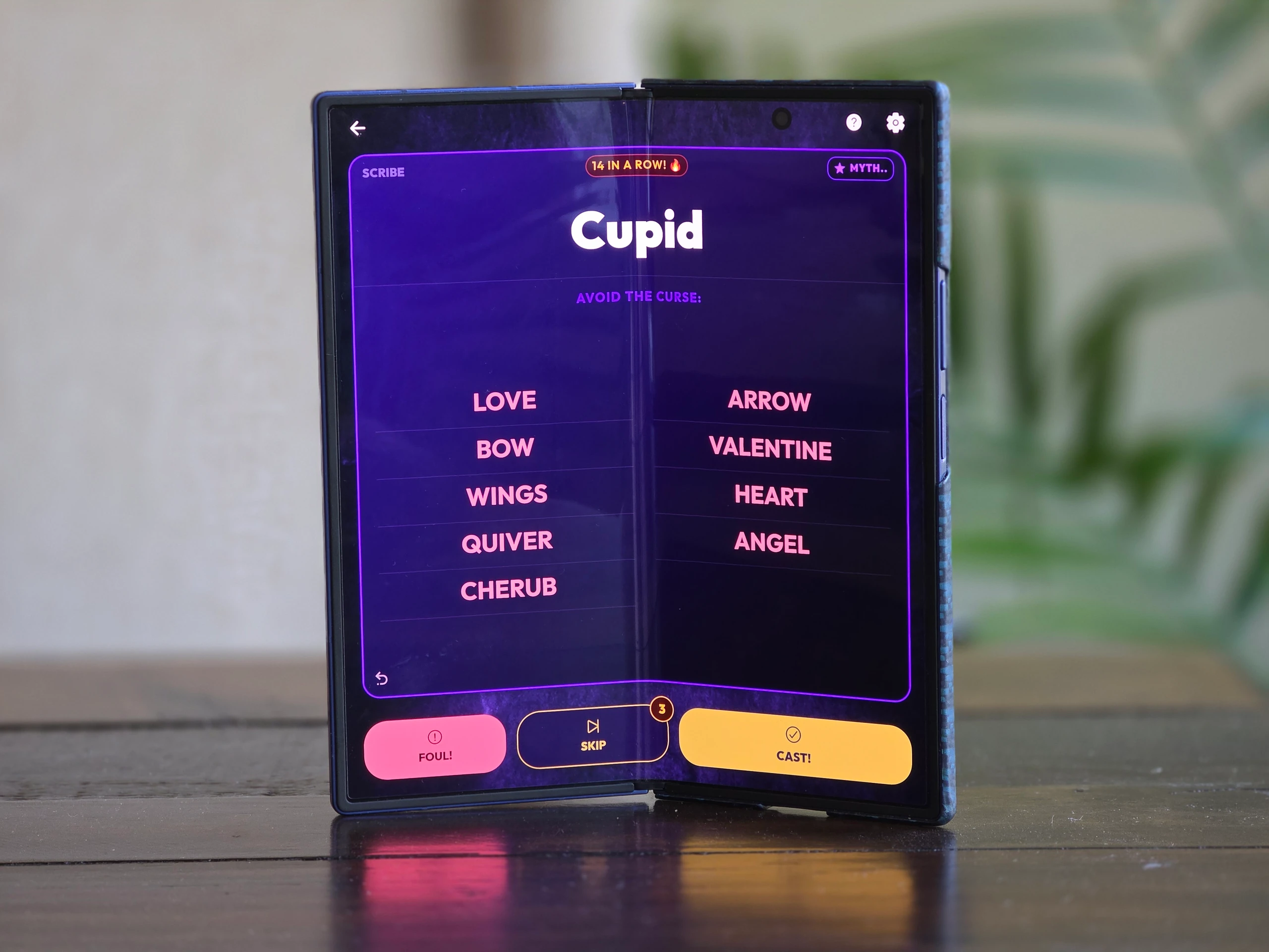 Riddle Keep on ZFold Inner Screen